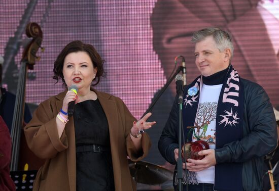 Tree planting effort and Oleg Yankovsky Creative Discovery Awards