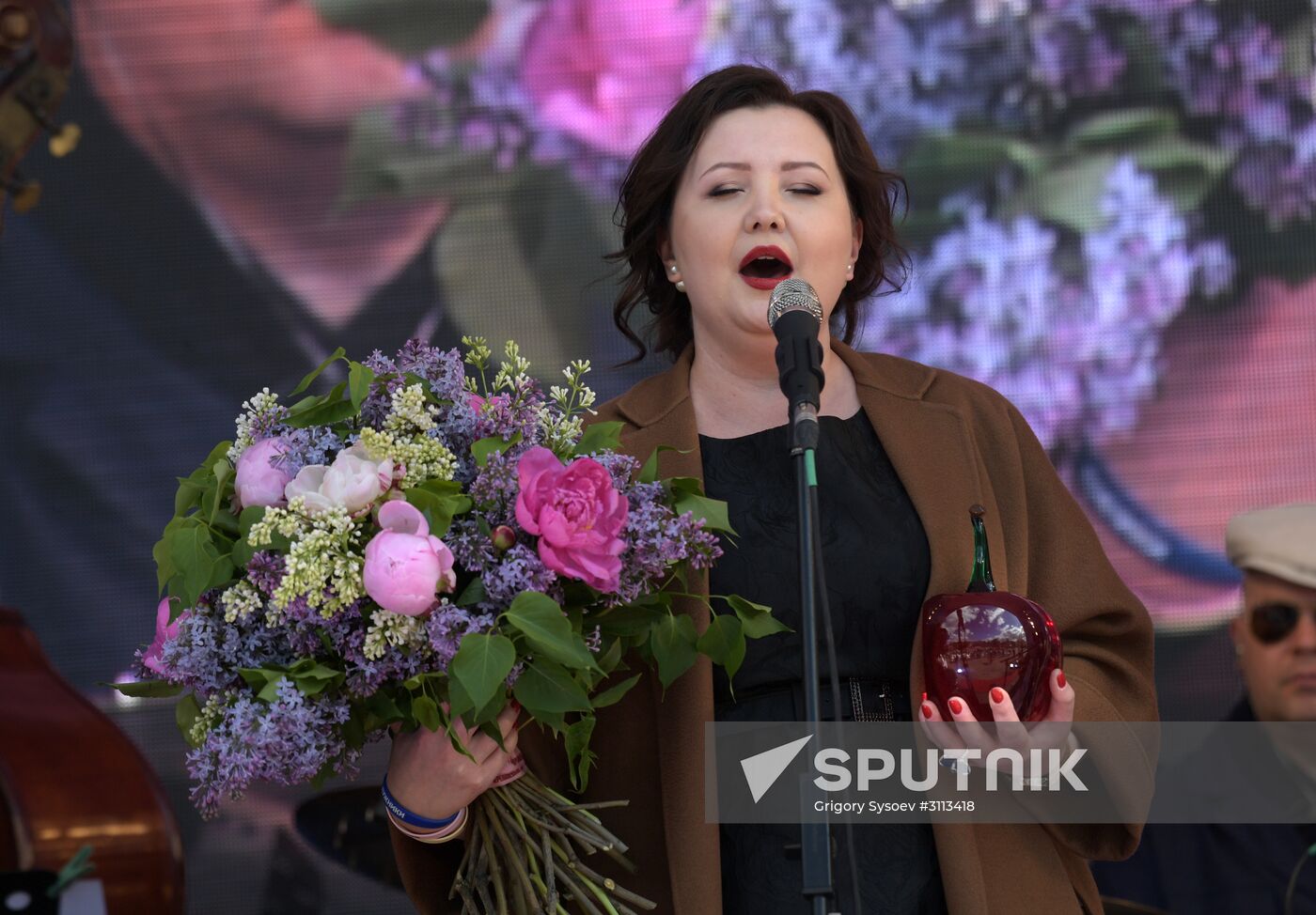 Tree planting effort and Oleg Yankovsky Creative Discovery Awards