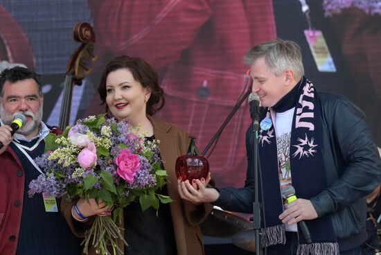 Tree planting effort and Oleg Yankovsky Creative Discovery Awards