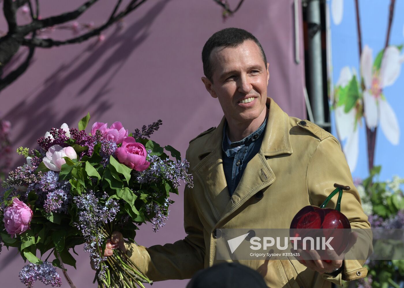 Tree planting effort and Oleg Yankovsky Creative Discovery Awards