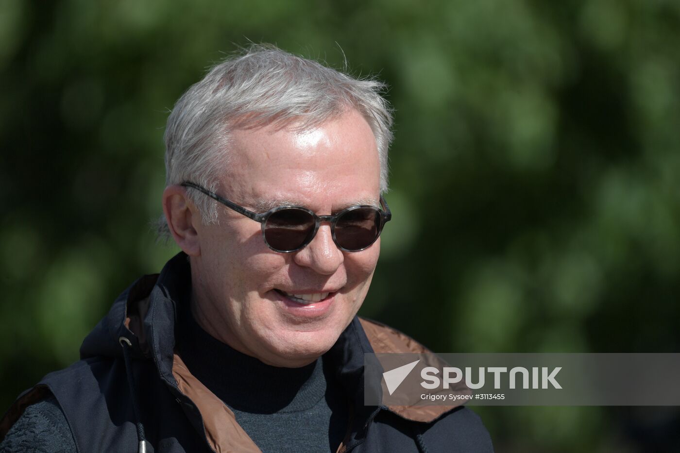 Tree planting effort and Oleg Yankovsky Creative Discovery Awards