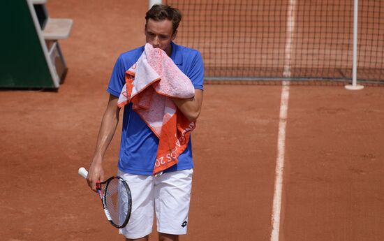 Tennis. Roland Garros. Day first