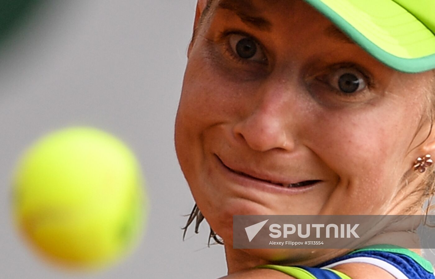 Tennis. Roland Garros. Day first