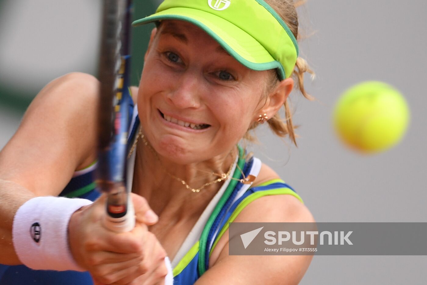 Tennis. Roland Garros. Day first