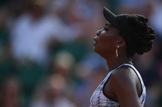 Tennis. Roland Garros. Day first