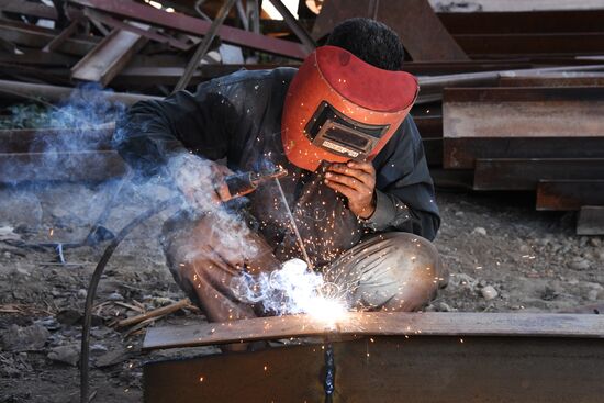 Structural steel plant in Damascus