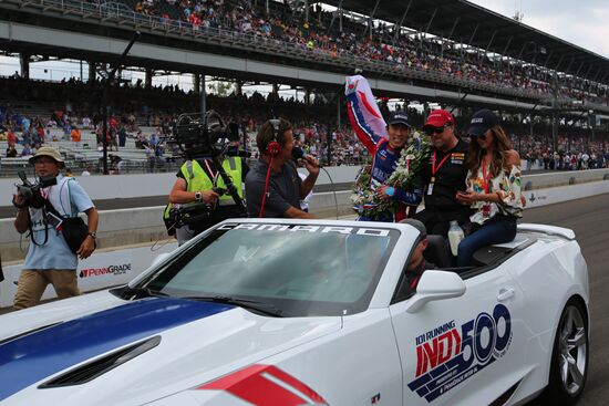 Auto sport. Indianapolis 500