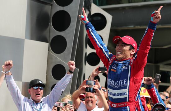 Auto sport. Indianapolis 500