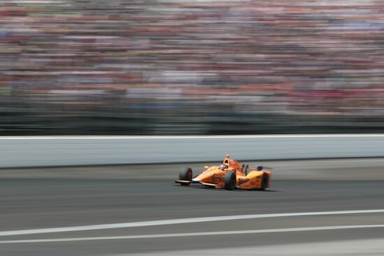 Auto sport. Indianapolis 500