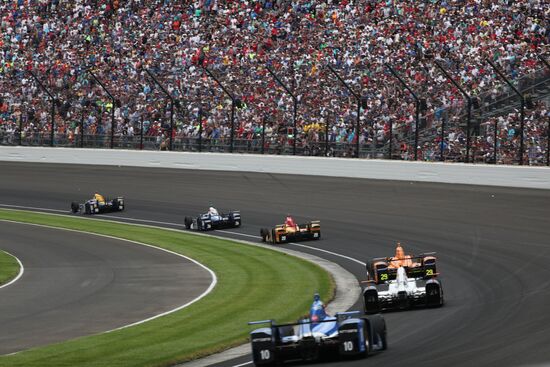 Auto sport. Indianapolis 500