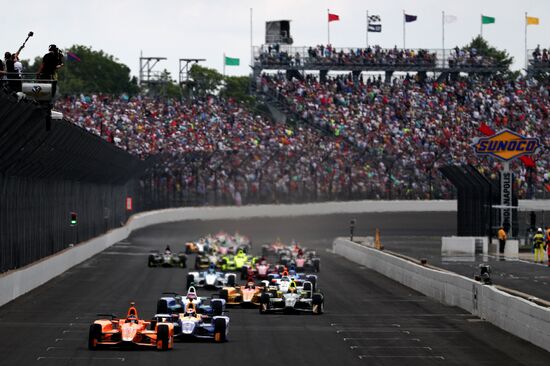 Auto sport. Indianapolis 500
