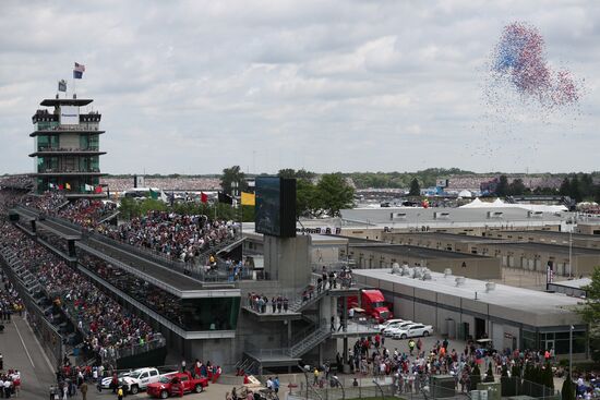 Auto sport. Indianapolis 500