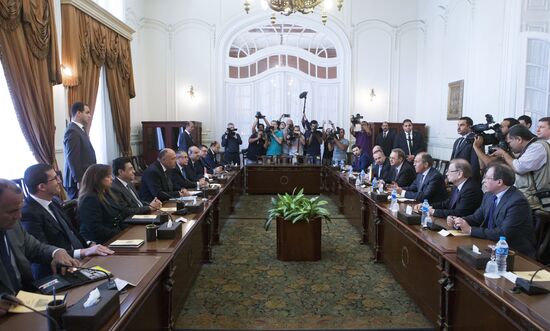 Russian Foreign Minister Lavrov, Defense Minister Shoigu visit Cairo