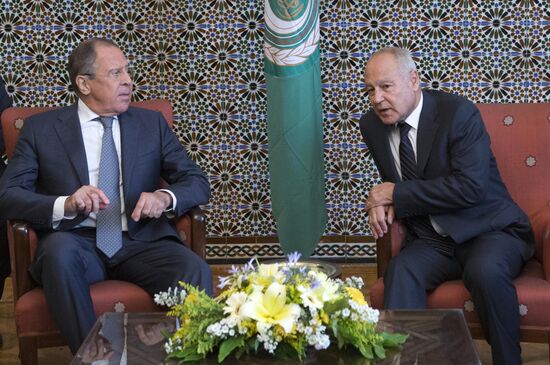 Russian Foreign Minister Lavrov, Defense Minister Shoigu visit Cairo