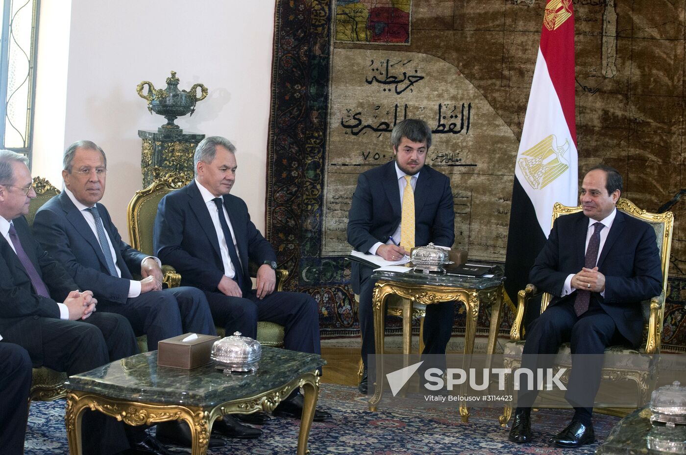 Russian Foreign Minister Sergei Lavrov, Defense Minister Sergei Shoigu visit Cairo