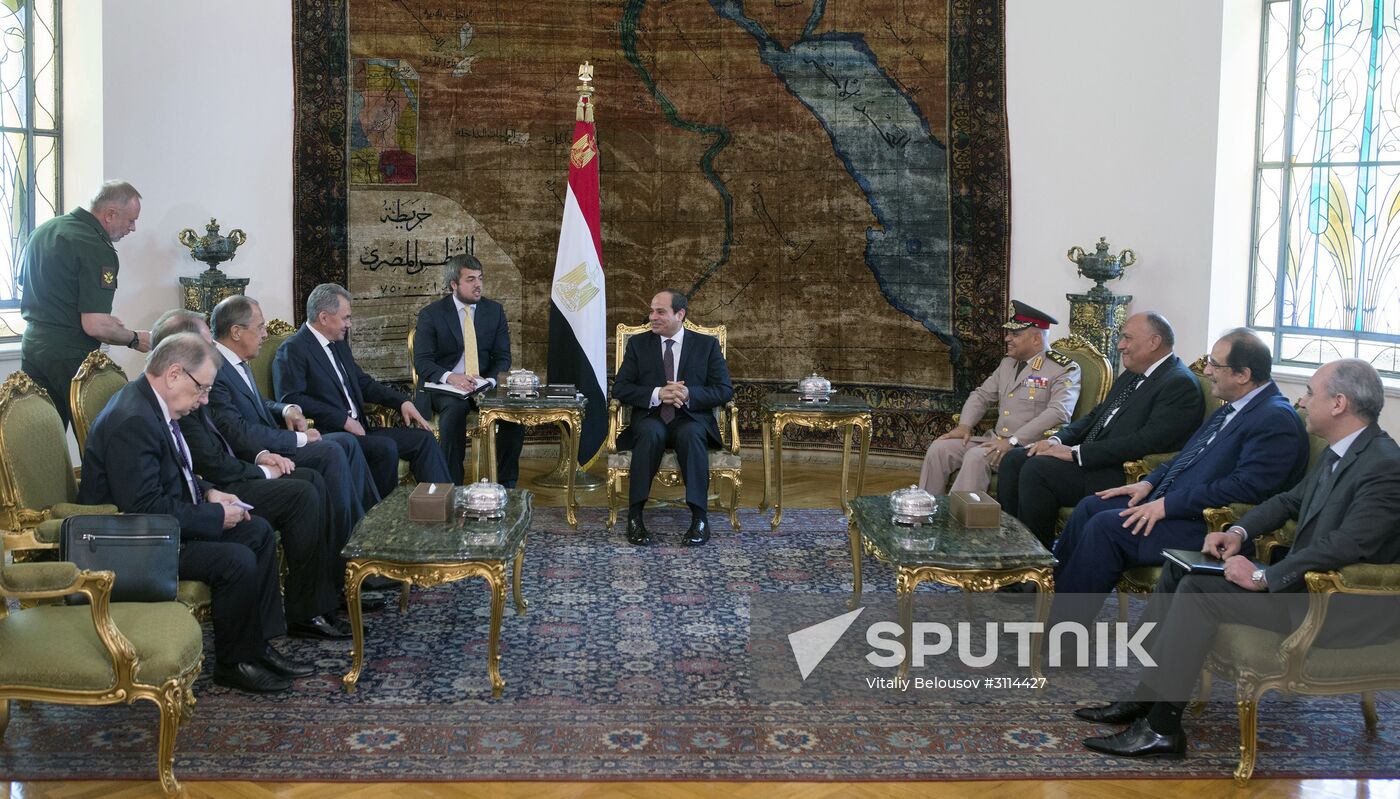 Russian Foreign Minister Lavrov, Defene Minister Shoigu visit Cairo