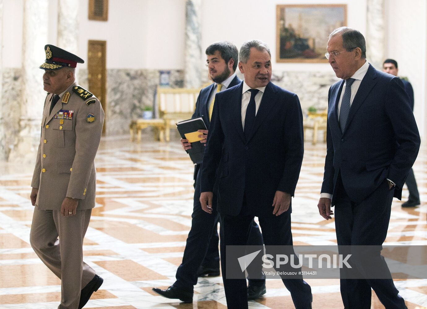 Russian Foreign Minister Lavrov, Defene Minister Shoigu visit Cairo