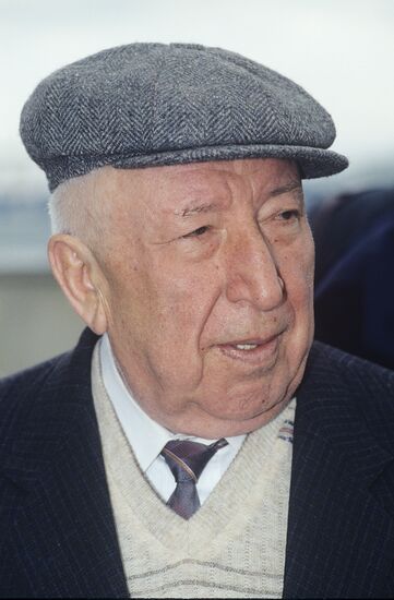 Writer Rasul Gamzatov
