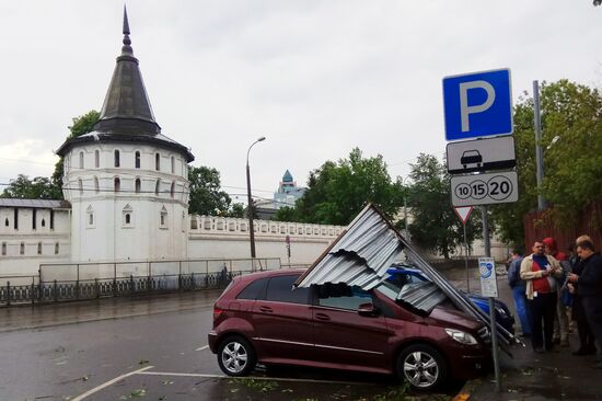 Hurricane aftermath in Moscow