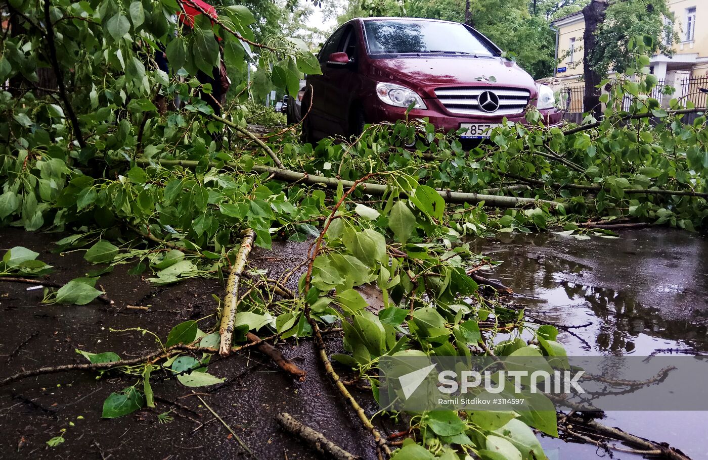 Hurricane aftermath in Moscow