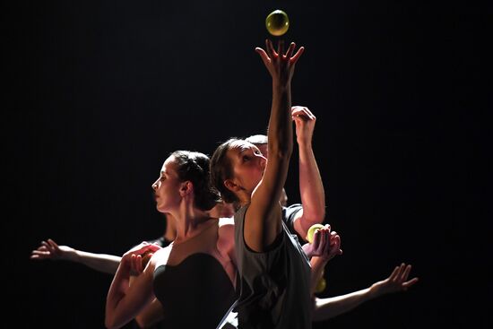 "4X4: Ephemeral Architecture" at Chekhov Theater Festival