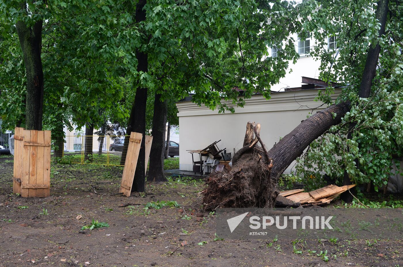 Hurricane aftermath in Moscow
