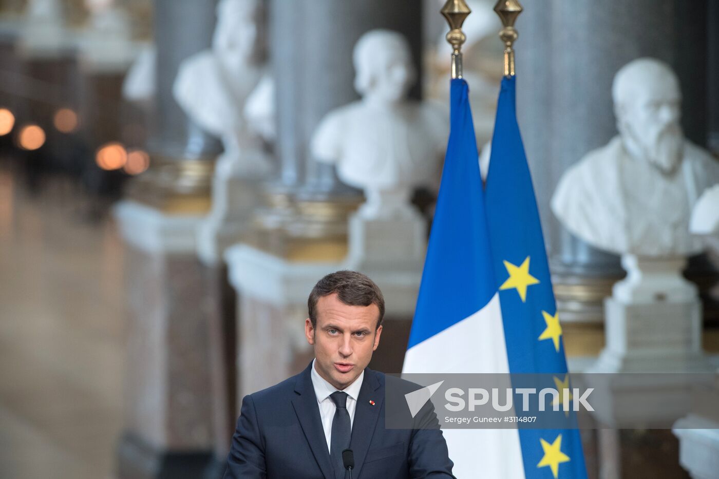 Vladimir Putin's official viit to Paris