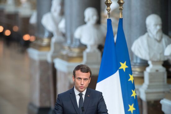 Vladimir Putin's official viit to Paris