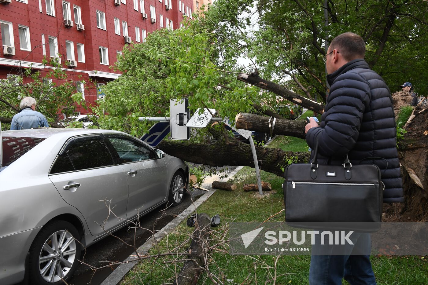 Hurricane aftermath in Moscow