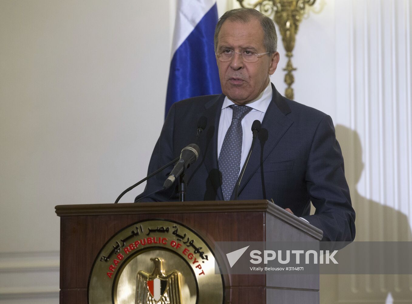 Russian Foreign Minister Lavrov, Defense Minister Shoigu visit Cairo