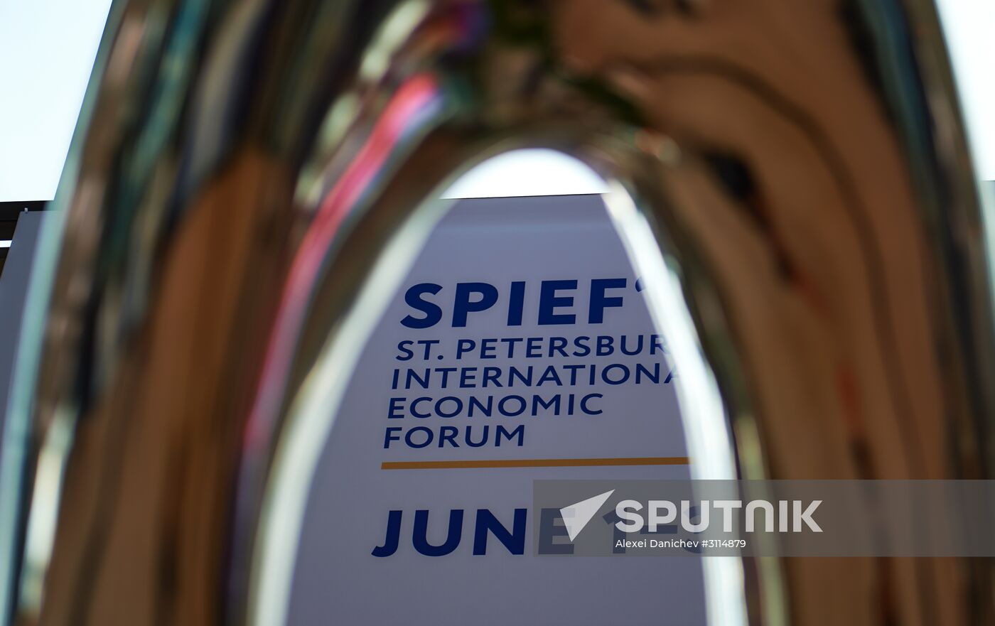 Preparations for St. Petersburg International Economic Forum opening
