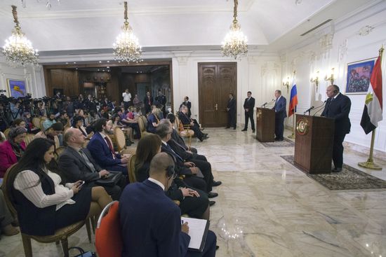 Russian Foreign Minister Lavrov, Defense Minister Shoigu visit Cairo