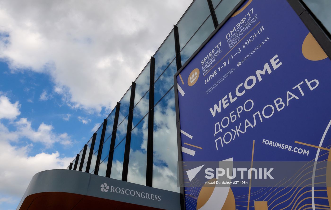 Preparations for St. Petersburg International Economic Forum opening