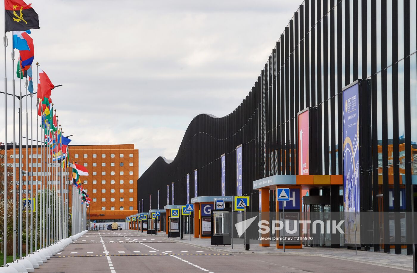 Preparations for St. Petersburg International Economic Forum opening