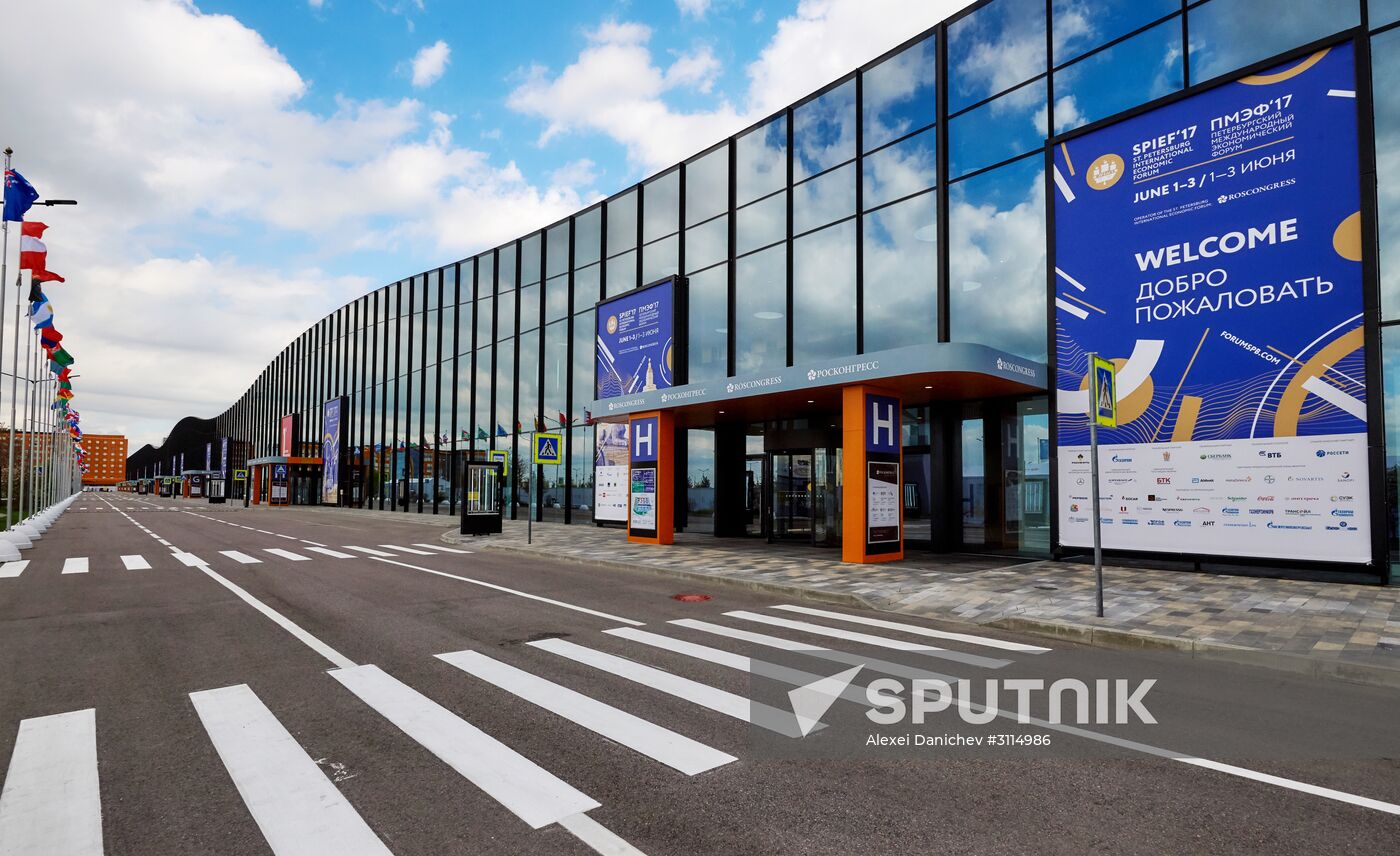 Preparations for St. Petersburg International Economic Forum opening