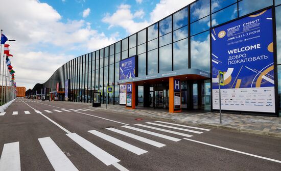 Preparations for St. Petersburg International Economic Forum opening