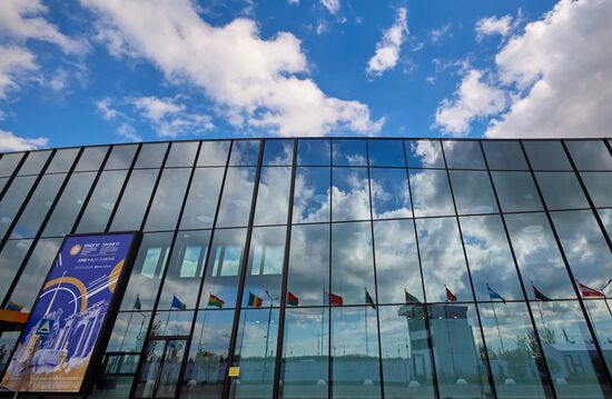 Preparations for St. Petersburg International Economic Forum opening