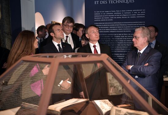 Russian President Vladimir Putin's visit to Paris