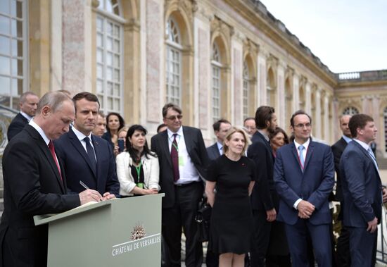 Russian President Vladimir Putin's visit to Paris