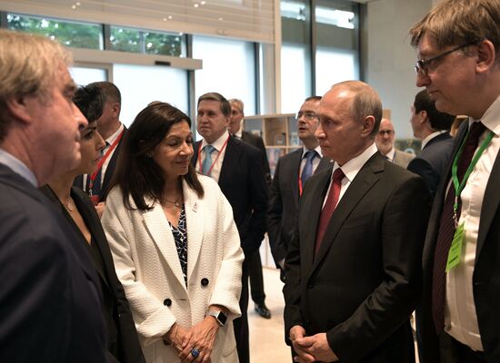 Russian President Vladimir Putin's visit to Paris