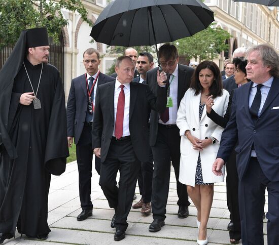 Russian President Vladimir Putin's visit to Paris