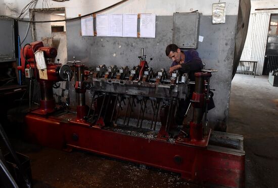A plant for repairing and rebuilding armored vehicles in Damascus