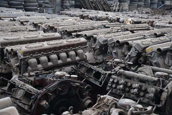 A plant for repairing and rebuilding armored vehicles in Damascus