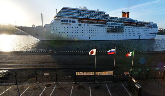 Costa Neo-Romantica ocean liner arrives in Vladivostok