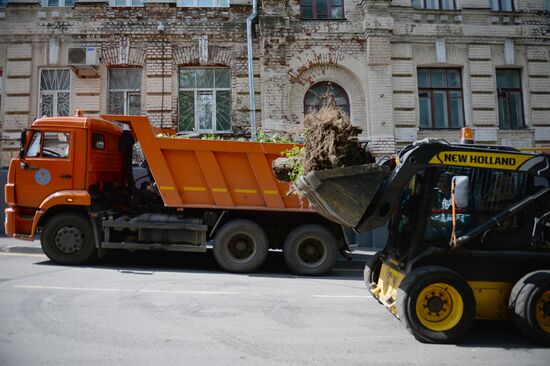 Cleanup operations after hurricane hits Moscow