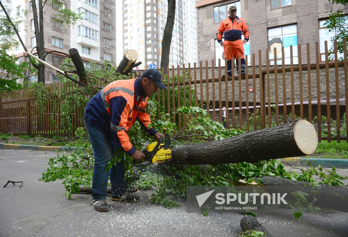 Cleanup operations after hurricane hits Moscow