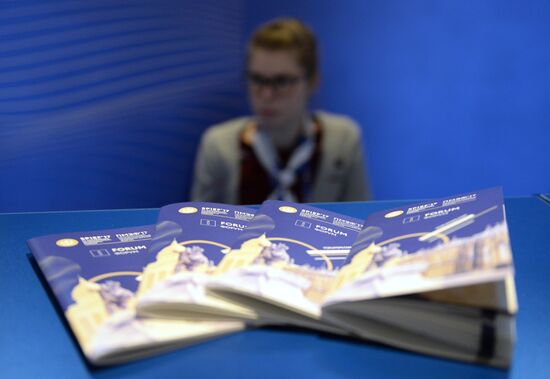 Preparations for St. Petersburg International Economic Forum opening