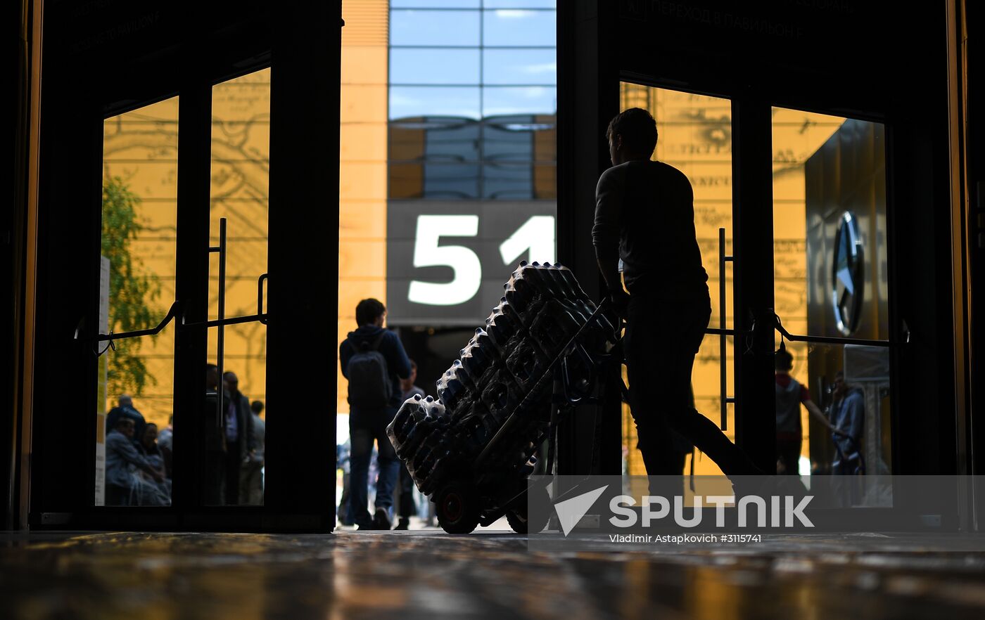Preparations for the opening of St. Petersburg International Economic Forum