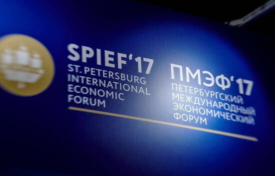 Preparations for the opening of St. Petersburg International Economic Forum