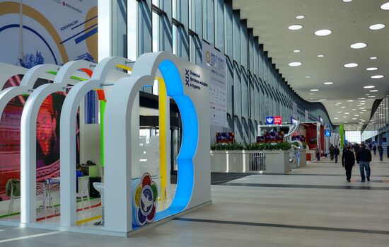 Preparations for the opening of St. Petersburg International Economic Forum
